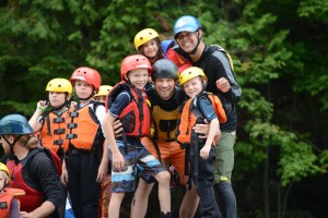 Nicolas Achim, propriétaire, lors d'une descente de rafting modéré